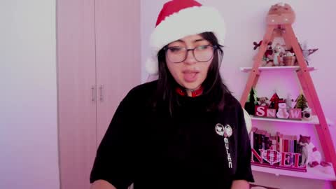 Snapshot of perfect__ana chatting on December 2024 10:57:01 AM Sarah Ana Banana online show from December 2024 10:57:01 AM