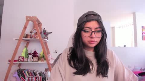 Snapshot of perfect__ana chatting on December 2024 11:48:01 AM Sarah Ana Banana online show from December 2024 11:48:01 AM