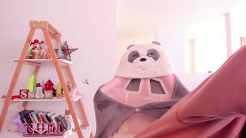 Snapshot of perfect__ana chatting on January 2025 01:52:02 PM Sarah Ana Banana online show from January 2025 01:52:02 PM