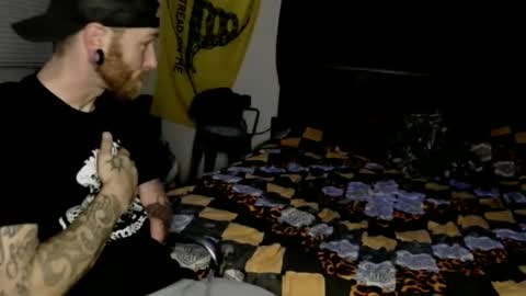 Snapshot of perfectwetfit chatting on November 2025 04:04:01 AM ThePerfectFit online show from November 2025 04:04:01 AM