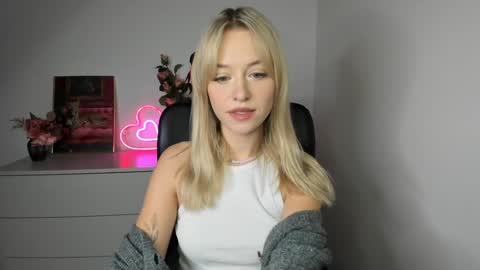 Cindy online show from December 2024 06:09:02 AM