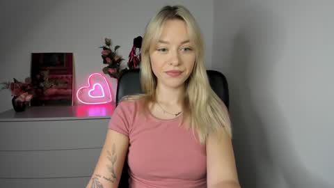 Cindy online show from December 2024 05:26:02 AM