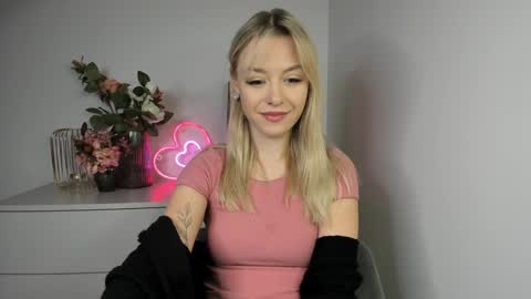 Cindy online show from December 2024 06:22:01 AM