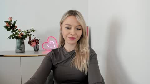 Cindy online show from January 2025 09:23:02 AM