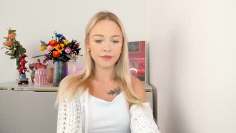 Cindy online show from September 2025 06:40:01 AM