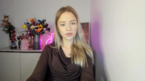 Cindy online show from October 2025 05:38:02 AM