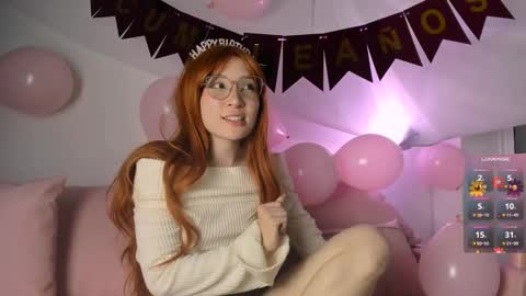 Snapshot of perla_slim chatting on March 2025 03:33:01 AM Perla Jones online show from March 2025 03:33:01 AM