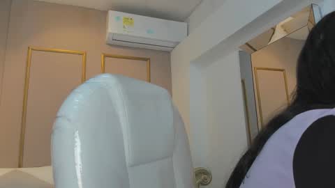 Snapshot of perlapreciosa chatting on February 2026 04:06:02 AM PerlaPreciosa online show from February 2026 04:06:02 AM