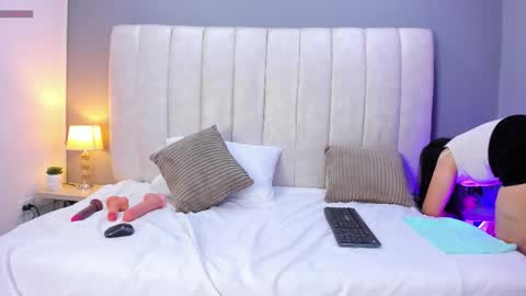 Snapshot of perlapreciosa chatting on February 2026 04:30:02 AM PerlaPreciosa online show from February 2026 04:30:02 AM