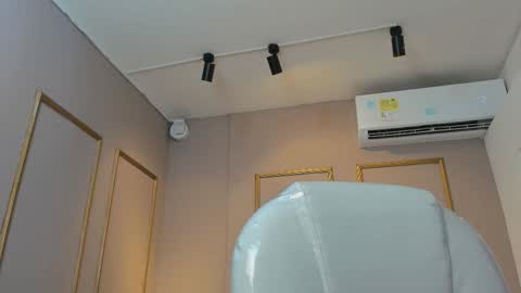 Snapshot of perlapreciosa chatting on February 2026 04:02:01 AM PerlaPreciosa online show from February 2026 04:02:01 AM