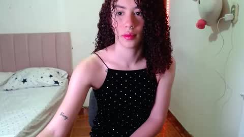 Snapshot of perlaweb_09 chatting on November 2025 07:57:01 PM perlaweb_09 online show from November 2025 07:57:01 PM