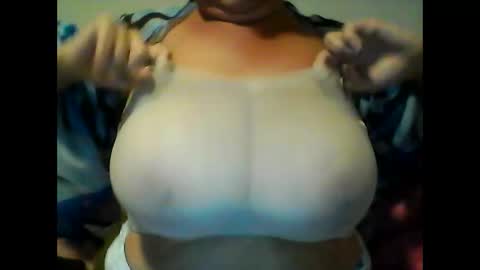 perlita070822 online show from February 2025 04:24:02 AM