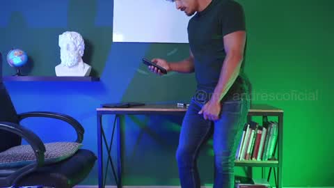 Snapshot of perseoo_88 chatting on December 2024 02:48:02 PM andres online show from December 2024 02:48:02 PM