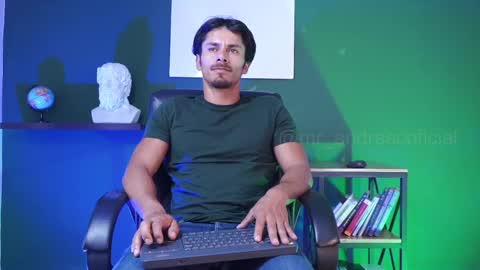 Snapshot of perseoo_88 chatting on December 2024 09:02:01 PM andres online show from December 2024 09:02:01 PM