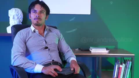 Snapshot of perseoo_88 chatting on December 2024 05:17:02 PM andres online show from December 2024 05:17:02 PM