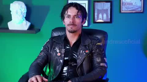 Snapshot of perseoo_88 chatting on January 2025 04:02:02 PM andres online show from January 2025 04:02:02 PM