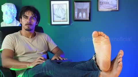 Snapshot of perseoo_88 chatting on February 2025 07:45:02 PM andres online show from February 2025 07:45:02 PM