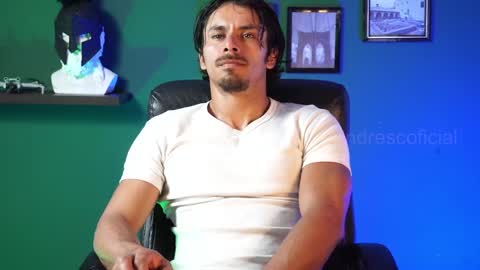 Snapshot of perseoo_88 chatting on February 2025 10:48:01 PM andres online show from February 2025 10:48:01 PM