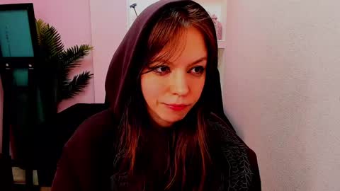 Snapshot of persinaky chatting on January 2025 05:08:01 PM horror flying on the wings of the night.... online show from January 2025 05:08:01 PM