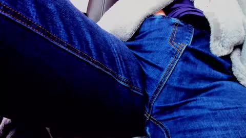 Snapshot of persinaky chatting on February 2025 03:07:01 PM horror flying on the wings of the night.... online show from February 2025 03:07:01 PM