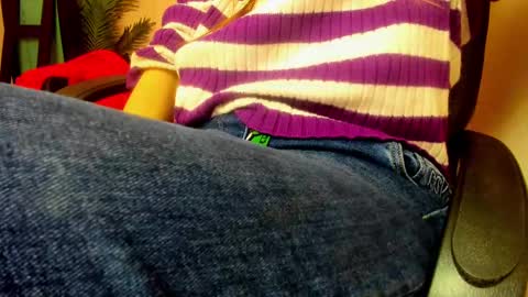 Snapshot of persinaky chatting on February 2025 03:50:02 PM horror flying on the wings of the night.... online show from February 2025 03:50:02 PM