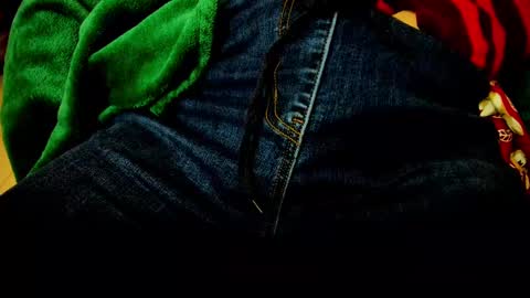 Snapshot of persinaky chatting on February 2025 12:06:02 PM horror flying on the wings of the night.... online show from February 2025 12:06:02 PM