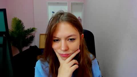 Snapshot of persinaky chatting on October 2025 09:01:01 PM horror flying on the wings of the night.... online show from October 2025 09:01:01 PM