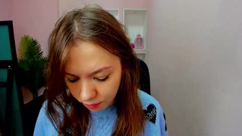 Snapshot of persinaky chatting on October 2025 05:28:01 AM horror flying on the wings of the night.... online show from October 2025 05:28:01 AM