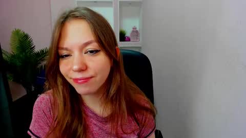 Snapshot of persinaky chatting on October 2025 08:42:02 PM horror flying on the wings of the night.... online show from October 2025 08:42:02 PM