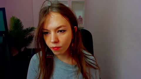 Snapshot of persinaky chatting on October 2025 10:16:02 AM horror flying on the wings of the night.... online show from October 2025 10:16:02 AM