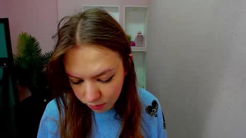 Snapshot of persinaky chatting on November 2025 10:28:02 AM horror flying on the wings of the night.... online show from November 2025 10:28:02 AM