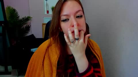 Snapshot of persinaky chatting on November 2025 04:51:01 PM horror flying on the wings of the night.... online show from November 2025 04:51:01 PM