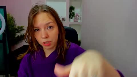 Snapshot of persinaky chatting on January 2026 05:32:01 AM horror flying on the wings of the night.... online show from January 2026 05:32:01 AM