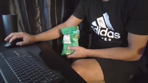 Snapshot of peruvianevil chatting on January 2026 06:05:02 AM Lalo x peruvianevil ig peruvianevil online show from January 2026 06:05:02 AM