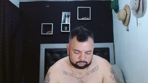 Carlos online show from February 2025 04:31:01 PM