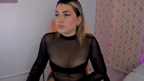 Isabella   online show from January 2025 09:08:02 PM