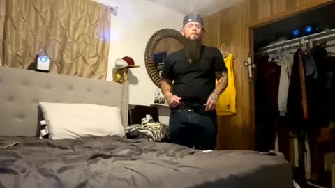 Snapshot of pervertedgrandson chatting on February 2025 05:56:01 AM AKA perverted Step Daddy online show from February 2025 05:56:01 AM