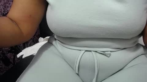  Linda  online show from February 2026 05:20:02 PM