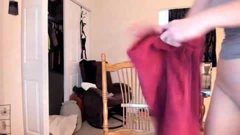 Kelly online show from January 2025 12:50:02 PM