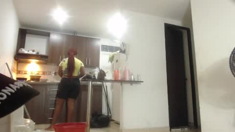 kamila online show from April 2026 02:01:01 AM