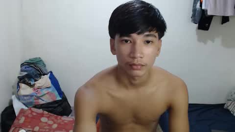 Snapshot of peterfan07 chatting on November 2025 12:49:02 PM peterfan07 online show from November 2025 12:49:02 PM