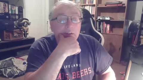 peterinohio57 online show from October 2025 11:20:02 AM