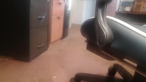 peterinohio57 online show from November 2025 01:58:02 PM