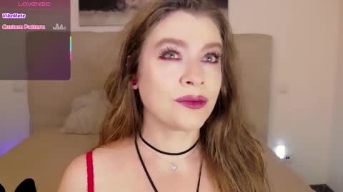 Peters Emily online show from October 2025 11:48:01 PM