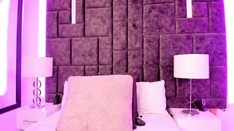 Im Rosse but u can call me Rossie or Rosita . online show from February 2025 08:14:02 PM