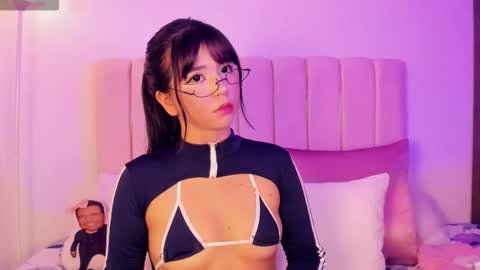 Im Rosse but u can call me Rossie or Rosita . online show from September 2025 01:21:02 AM