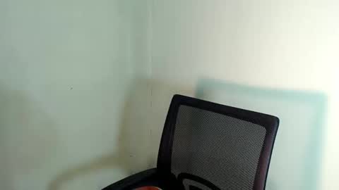 angel online show from November 2025 12:21:01 AM