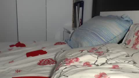 petite_danielle online show from June 2026 01:06:02 PM