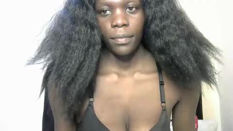 petite_lavi2 online show from February 2025 05:20:01 PM