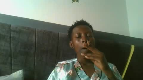petite_queen69 online show from May 2026 11:22:01 PM